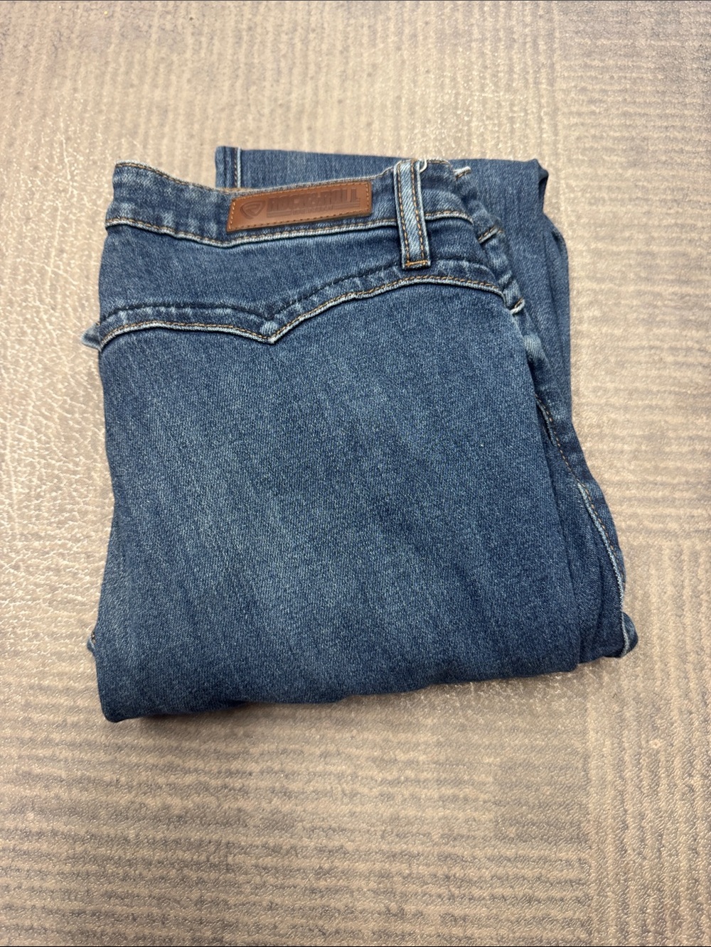 Women's Straight Leg Jeans in Classic Denim Blue